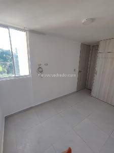 Apartamento de 3 alcobas en venta en Villa Romera, Sabaneta, 52 m² · foto 6 de 8