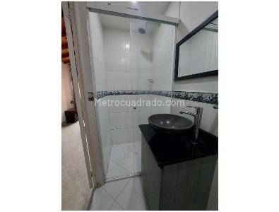 Casa de 4 alcobas en venta en Buenos Aires, Medellín, 100 m² · foto 14 de 15