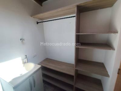Apartamento de 2 alcobas en venta en Robledo, Medellín, 52 m² · foto 12 de 13