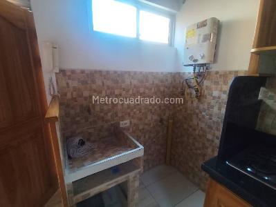 Apartamento de 2 alcobas en venta en Robledo, Medellín, 52 m² · foto 2 de 13