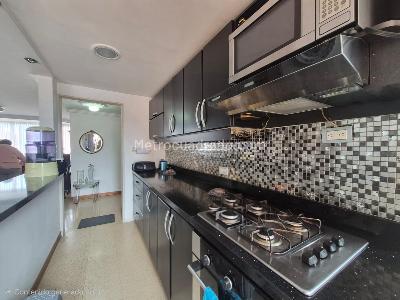 Apartamento en venta en Belen Rosales, Medellín · foto 4 de 12