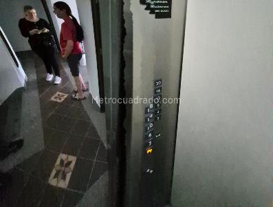 Apartamento de 2 alcobas en venta en Maria Auxiliadora, Sabaneta, 51 m² · foto 7 de 12