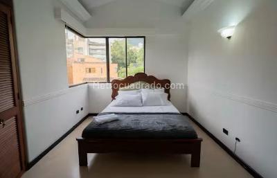 Apartamento de 4 alcobas en venta en Las Lomas, Medellín, 223 m² · foto 17 de 17