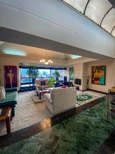 Apartamento de 4 alcobas en venta en Las Lomas, Medellín, 223 m² · foto 4 de 17