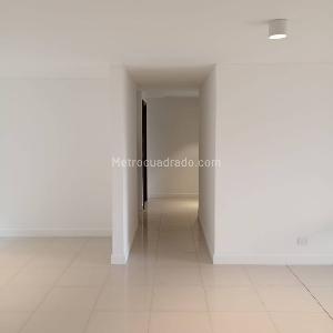 Apartamento en venta en Castropol, Medellín · foto 12 de 20