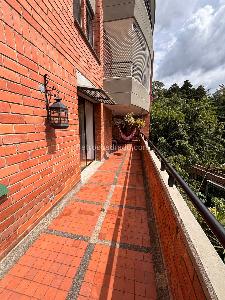 Apartamento de 2 alcobas en venta en El Poblado, Medellín, 147 m² · foto 5 de 20
