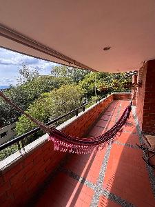 Apartamento de 2 alcobas en venta en El Poblado, Medellín, 147 m² · foto 6 de 20