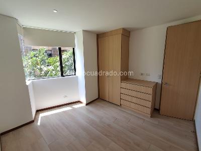 Apartamento de 2 alcobas en arriendo en Llanogrande, Rionegro, 115 m² · foto 10 de 14