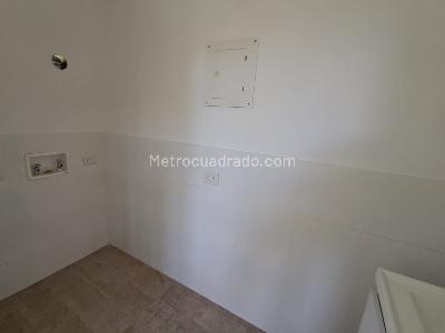 Apartamento de 2 alcobas en arriendo en Llanogrande, Rionegro, 115 m² · foto 13 de 14