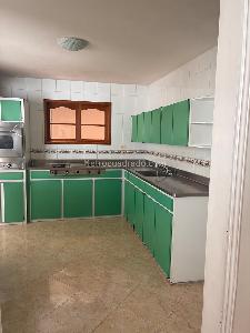 Apartamento de 3 alcobas en arriendo en Laureles, Medellín, 259 m² · foto 3 de 15