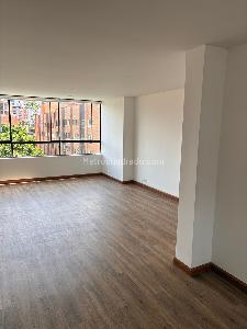 Apartamento de 3 alcobas en arriendo en Poblado Por Vizcaya, Medellín, 134 m² · foto 7 de 15