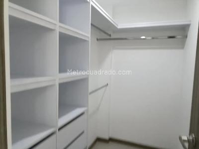 Apartamento de 3 alcobas en venta en Los Colegios, Rionegro, 115 m² · foto 11 de 16