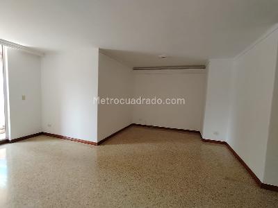 Apartamento en arriendo en Laureles, Medellín · foto 4 de 20