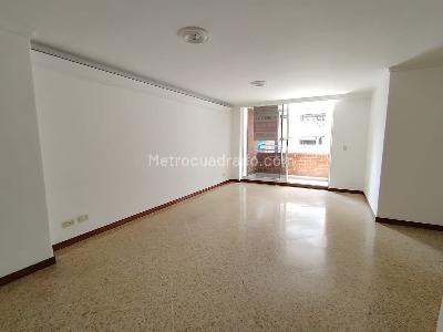 Apartamento en arriendo en Laureles, Medellín · foto 5 de 20