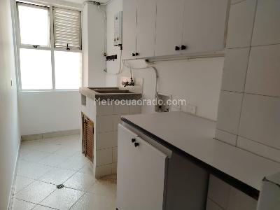 Apartamento en arriendo en Laureles, Medellín · foto 9 de 20