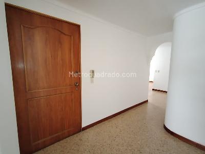 Apartamento en arriendo en Laureles, Medellín · foto 18 de 20