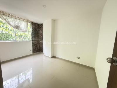 Apartamento de 2 alcobas en arriendo en Miravalle, Medellín, 60 m² · foto 5 de 12
