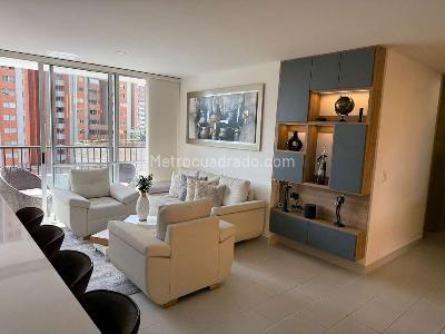 Apartamento de 3 alcobas en arriendo en Los Colores, Medellín, 98 m² · foto 5 de 11