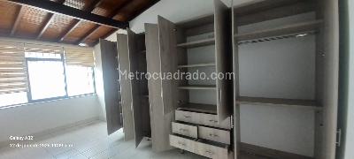 Casa de 4 alcobas en arriendo en El Velodromo, Medellín, 280 m² · foto 8 de 20