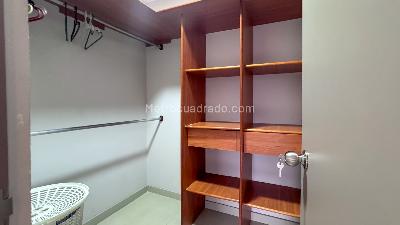 Apartamento de 3 alcobas en arriendo en Castropol, Medellín, 103 m² · foto 13 de 18