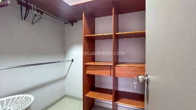 Apartamento de 3 alcobas en arriendo en Castropol, Medellín, 103 m² · foto 15 de 18