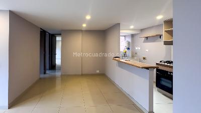 Apartamento de 3 alcobas en arriendo en Castropol, Medellín, 103 m² · foto 3 de 18