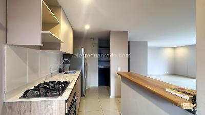 Apartamento de 3 alcobas en arriendo en Castropol, Medellín, 103 m² · foto 6 de 18