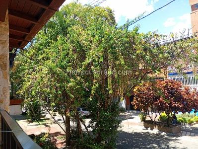 Apartamento de 5 alcobas en venta en Laureles, Medellín, 252 m² · foto 18 de 20
