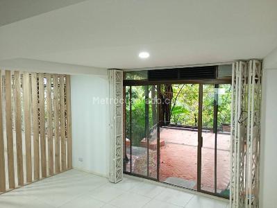 Apartamento de 1 alcoba en arriendo en Poblado Altos Del Poblado, Medellín, 90 m² · foto 8 de 20