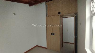 Apartamento de 3 alcobas en arriendo en La Castellana, Medellín, 91 m² · foto 12 de 19
