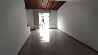 Apartamento de 3 alcobas en arriendo en La Castellana, Medellín, 91 m² · foto 5 de 19