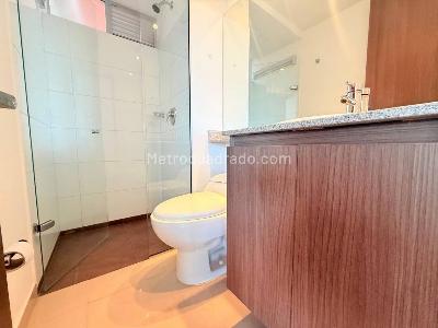 Apartamento de 3 alcobas en venta en San Antonio, Rionegro, 79 m² · foto 9 de 14