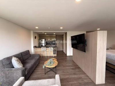 Apartaestudio en venta en Llanogrande, Rionegro, 56 m² · foto 2 de 13