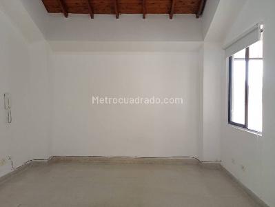 Apartamento de 4 alcobas en arriendo en Laureles, Medellín, 190 m² · foto 15 de 20