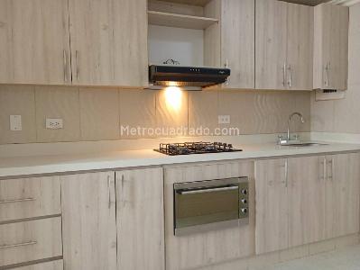Apartamento de 4 alcobas en arriendo en Laureles, Medellín, 190 m² · foto 4 de 20