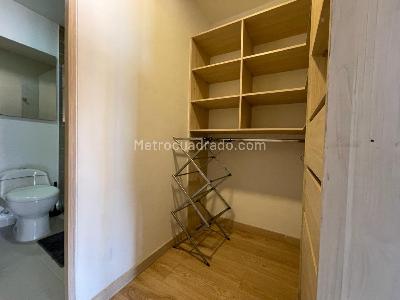 Apartamento de 1 alcoba en venta en El Poblado, Medellín, 78 m² · foto 3 de 10