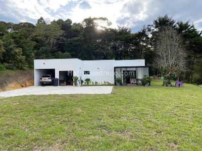 Casa de 3 alcobas en venta en Pontezuela, Rionegro · foto 3 de 6