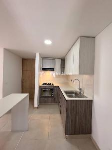 Apartamento de 3 alcobas en venta en Camino Verde, Envigado, 80 m² · foto 1 de 20