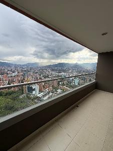 Apartamento de 3 alcobas en arriendo en Alto De Las Palmas, Medellín, 87 m² · foto 4 de 14