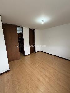 Apartamento de 3 alcobas en arriendo en Alto De Las Palmas, Medellín, 87 m² · foto 7 de 14