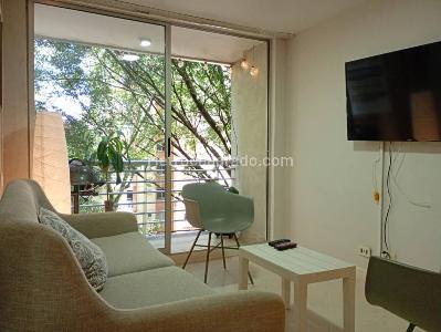 Apartamento de 2 alcobas en arriendo en Castropol, Medellín, 70 m² · foto 10 de 20