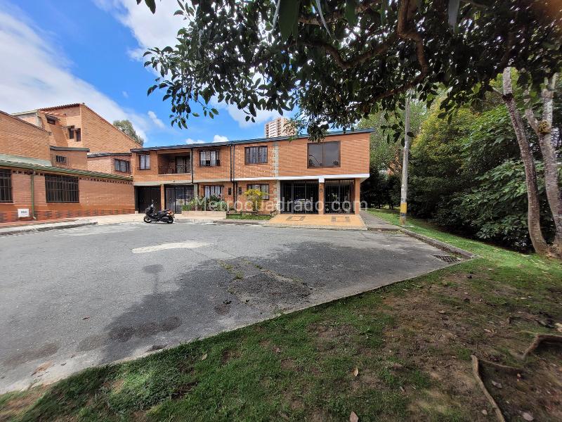 Casa en Arriendo, Urbanizacion Altos De La Pereira, Rionegro