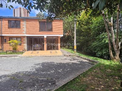 Casa de 5 alcobas en arriendo en Altos De La Pereira, Rionegro, 170 m² · foto 2 de 20