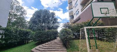 Apartamento de 3 alcobas en venta en Medellin, Medellín, 202 m² · foto 7 de 20