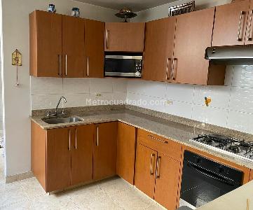 Apartamento de 3 alcobas en venta en El Poblado, Medellín, 128 m² · foto 6 de 20