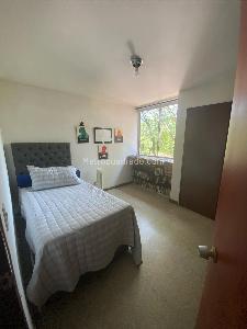Apartamento en venta en El Poblado, Medellín · foto 7 de 19