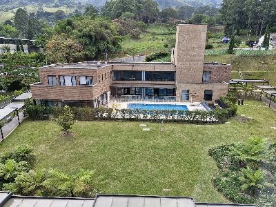 Apartamento de 1 alcoba en venta en Urbano, Envigado, 86 m² · foto 5 de 20