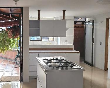 Apartamento de 4 alcobas en venta en Medellin, Medellín, 298 m² · foto 7 de 10