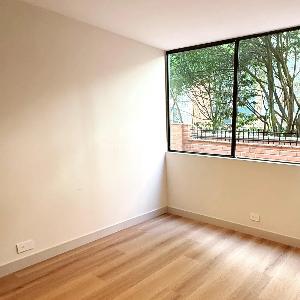 Apartamento de 3 alcobas en venta en Medellin, Medellín, 246 m² · foto 11 de 13