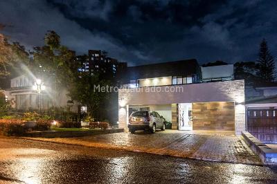 Casa de 4 alcobas en venta en Medellin, Medellín, 643 m² · foto 13 de 16